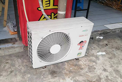 湖滨空调突然不制冷只吹自然风怎么办？